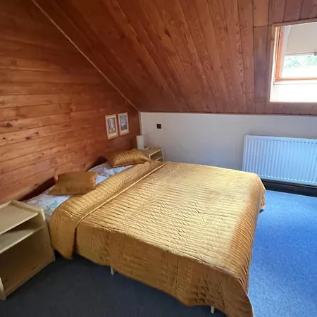 Pod Lysou Horou Apartman *